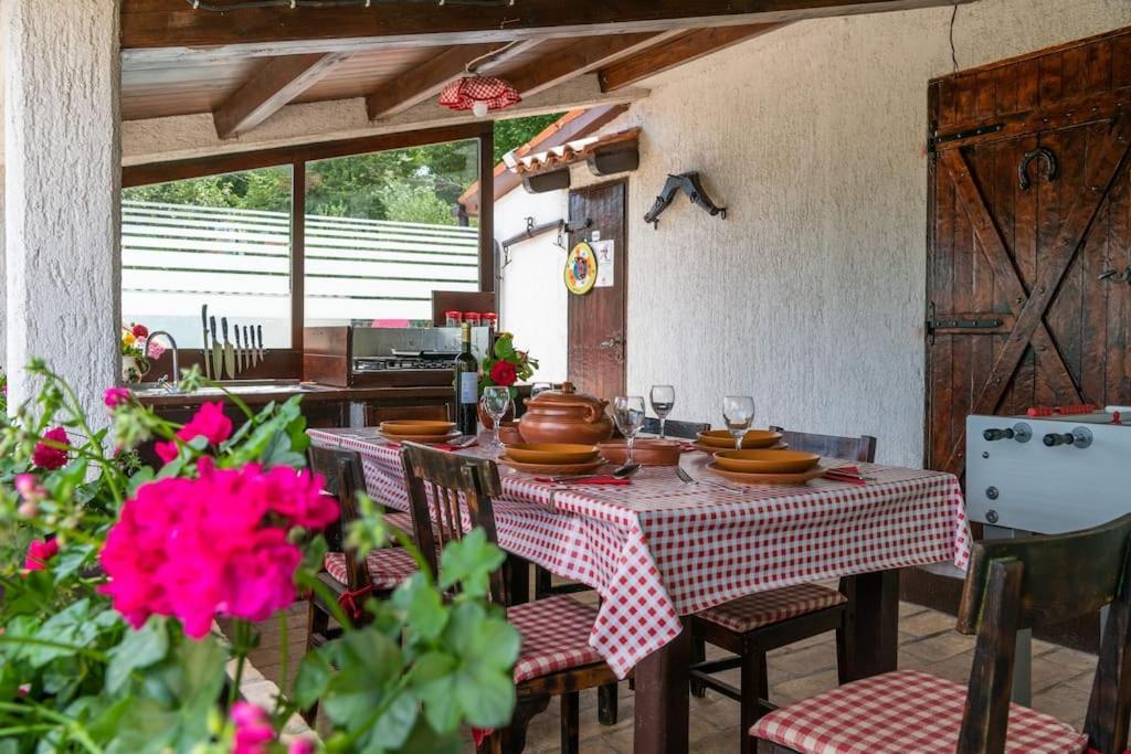 Piccola Casa - A Little Paradise Kršan Dış mekan fotoğraf